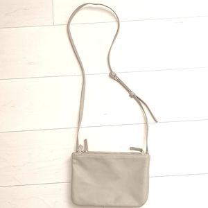 Triple pouch purse